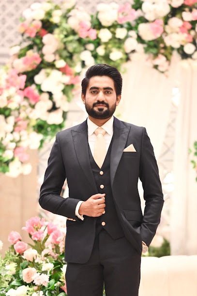Dr Mansoor Ul Hassan