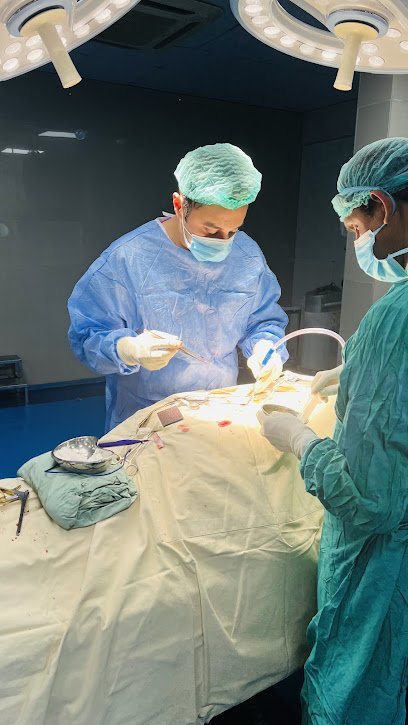 Dr Taimoor Anwar Brain & Spine Surgeon