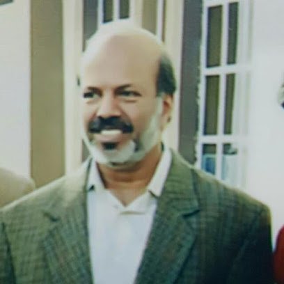 Dr Hasnain Zafar