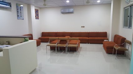 Model Clinic - Dr Arif Mahmood