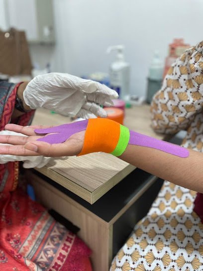 Hayat Physiotherapy And Rehabilitation Clinic