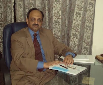 Dr Ahmed Farjam