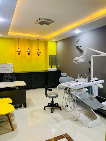 Dr. Mahnoor Dental & Aesthetic Clinic