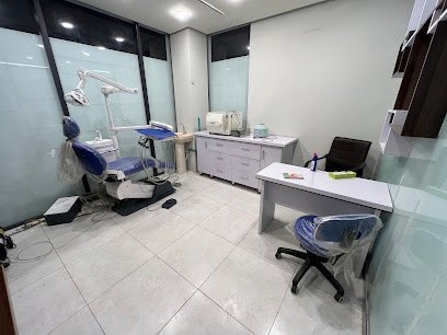 Dr. Maryam Gul Mehsood Dental Implant & Aesthetics Clinic