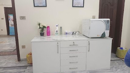 Rs Dental Studio
