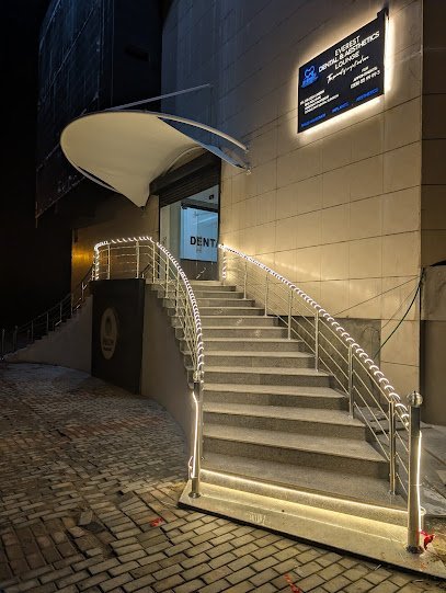 Everest Dental And Aesthetics Lounge