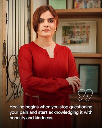 Dr. Aliya Khalid
