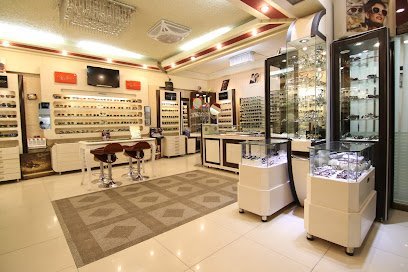 Tanti Optics & Collection