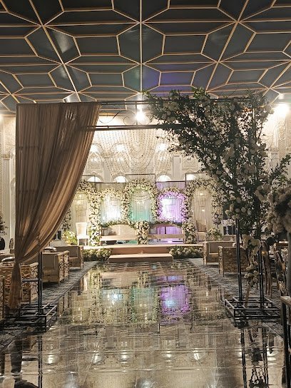 Safari Grand Marquee