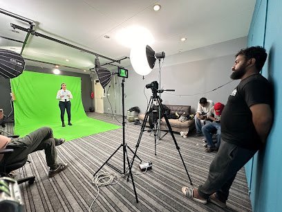 Media Eyes Rental