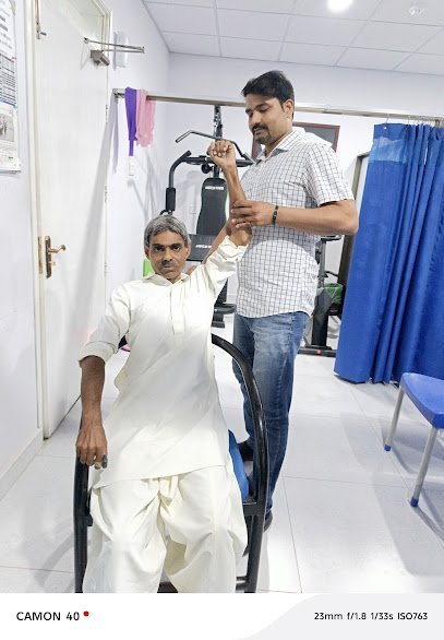 Dr Faizan Hassan