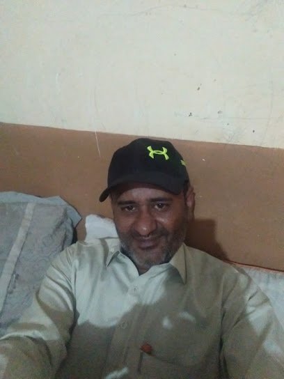 Dr. Ali Cool Cantare