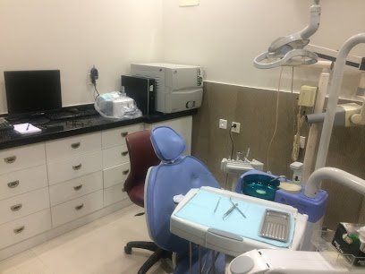 Dr. Irfan Ali