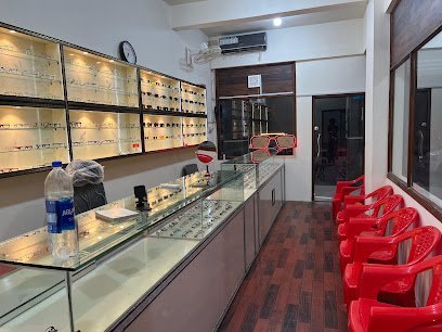Tauqeer Optivista Eye Clinic