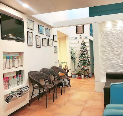 Dr. Seema'S Skin Hub