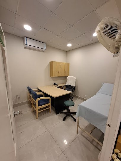 Dr. Rashid Daudpota - Omi Hospital - Saddar