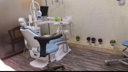 Royale Dermadent By Idc