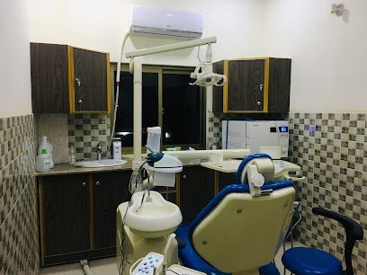 Al-Moiz Medical And Dental Center