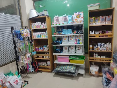 Healthy Paws Pet Hospital And Pet Mart