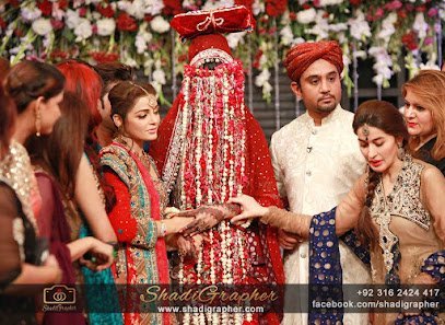 Shadigrapher - Best Candid Wedding Photography
