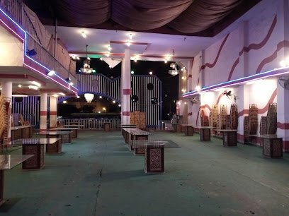 4 Star Palace Lawn