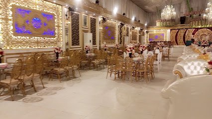 Moon Gold Banquet