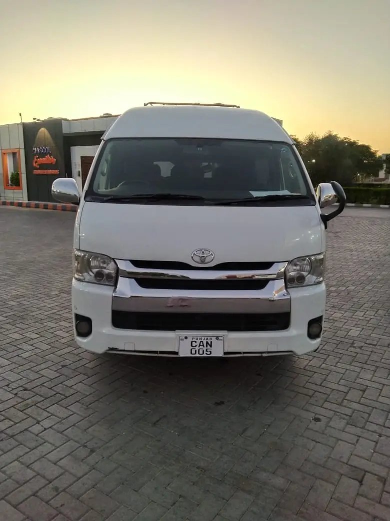 Toyota Hiace Grand Cabin Car Rental