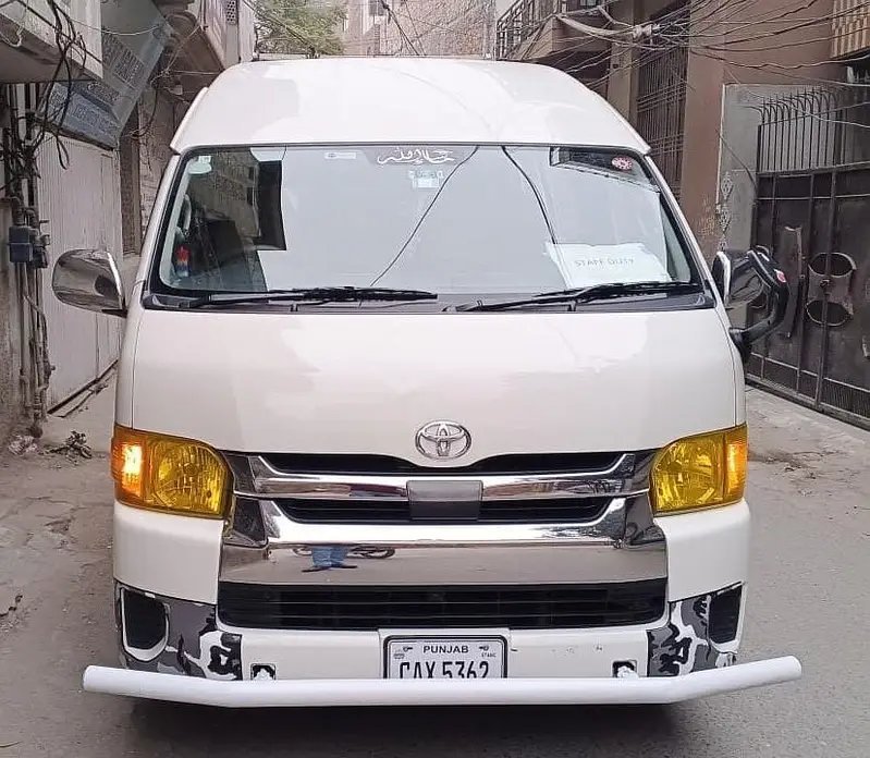 Toyota Hiace Grand Cabin For Rent