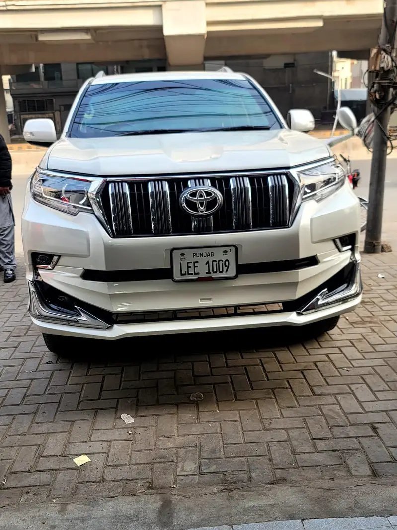 Bulletproof & Luxury Cars For Rent – R | All Vehicles Available