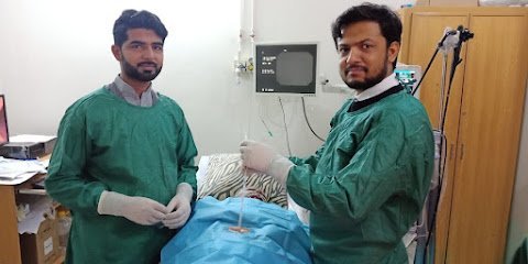 Dr. Mujahid Israr