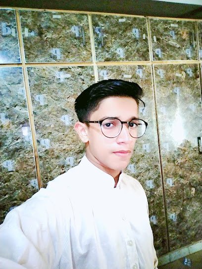 Dr. Faisal Junaid
