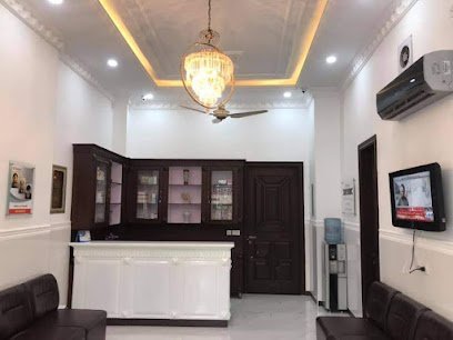Waris Clinic - Hair And Skin Clinic