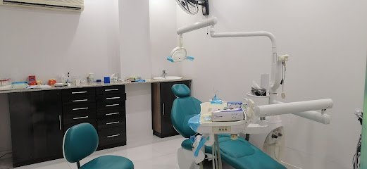 D Square Dental And Aesthetics Clinic