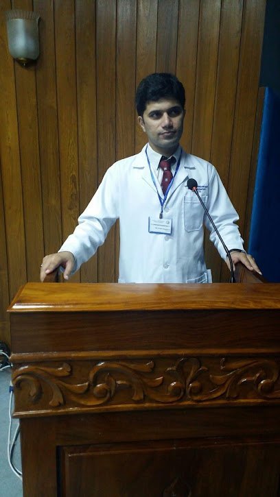 Dr. Zubair Ghumman
