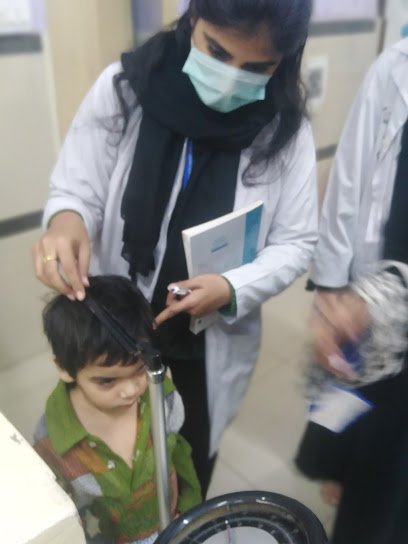 Dr Maham Tariq