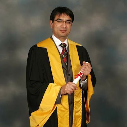 Dr. Ilyas Sadiq - Doctors Hospital