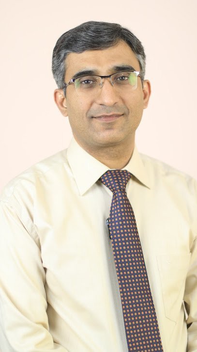Asst. Prof. Dr. Salman Walayt - Chughtai Medical Center Johar Town