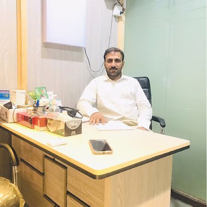 Dr. Azhar Ayyub