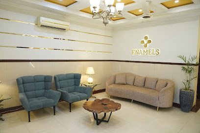 Dental Cosmetics & Implant Center