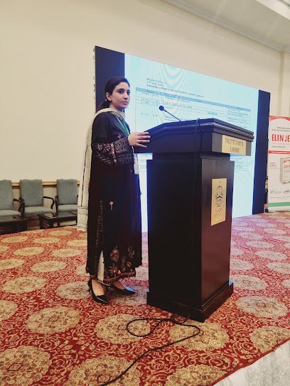 Dr. Munazzah Nisar