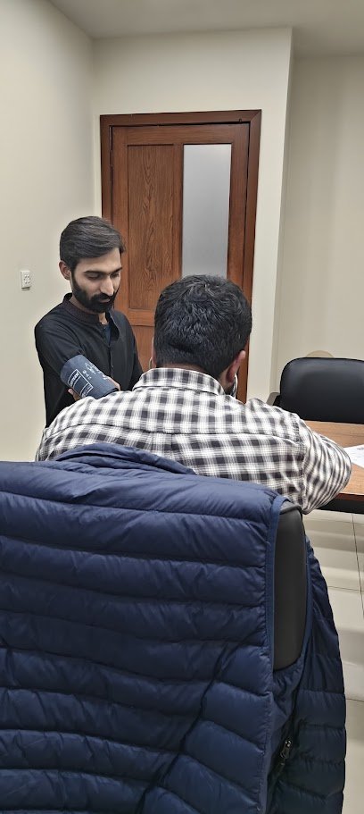 Dr Haroon Mubarik