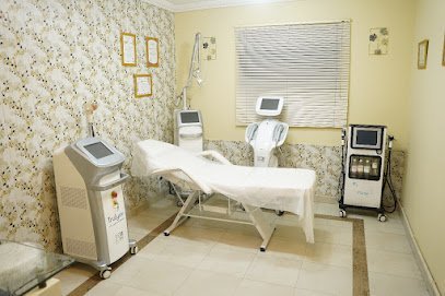 Dr Samina Arshad