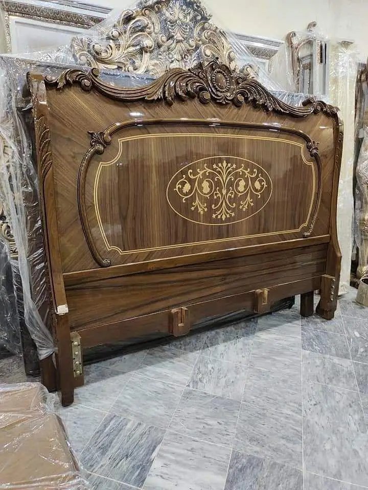 Experienced Carpenter In Lahore -Door Repiar Cabinet & Furniture Wor