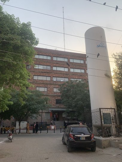 Department Of Paeds Mayo Hospital