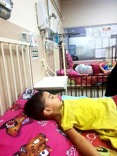 Aadil Hospital