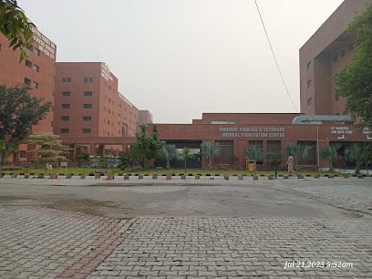Accident & Emergency Cmh Lahore