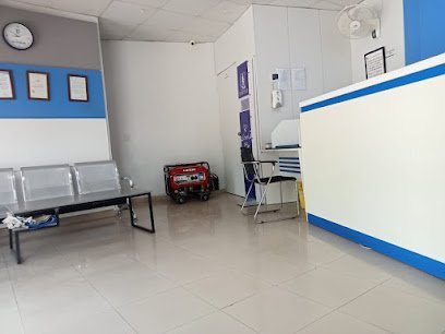Chughtai Lab, Manga Mandi, Lahore