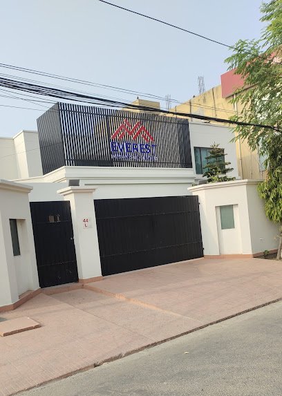 Everest Diagnostic Centre