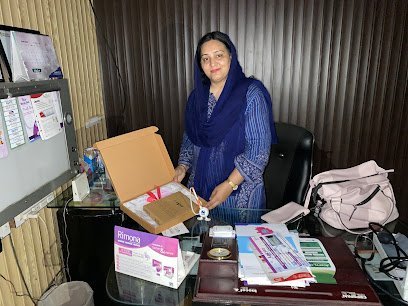 Al Jannat Lab And Hameeda Sultan Clinic