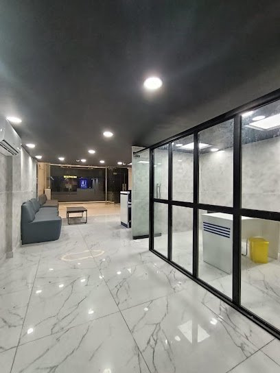 Chughtai Lab, Dha Phase 8 Ex Air Avenue, Lhr